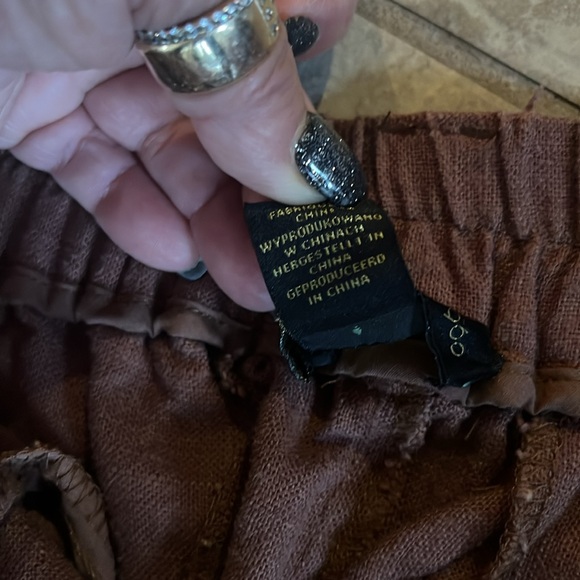 House of Harlow - Picture 6 of 7